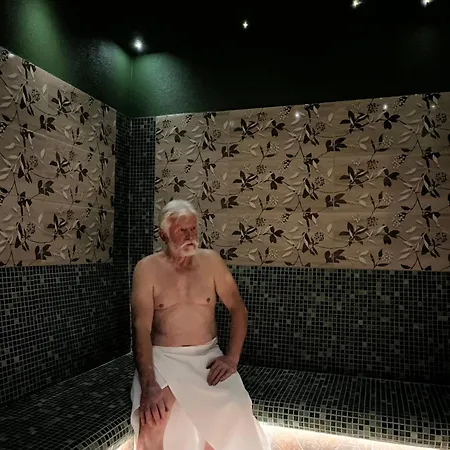 Zakouti Konukevi *