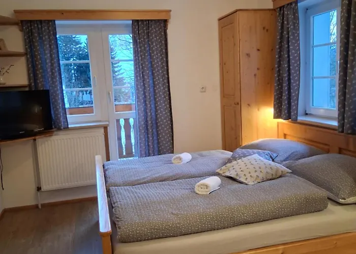 Zakouti * 德尔内夫奥里克