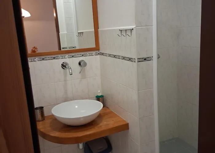 Zakouti 德尔内夫奥里克